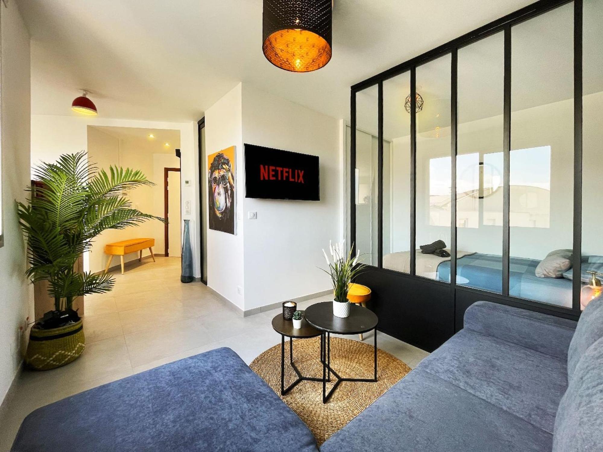 Homey Superchill - Appartement Moderne Et Tout Equipe - Netflix Et Wifi Inclus - Situe En Hyper-Centre - Proche Geneve อานมาส ภายนอก รูปภาพ